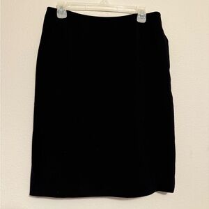 Le Suit Classic Black Skirt